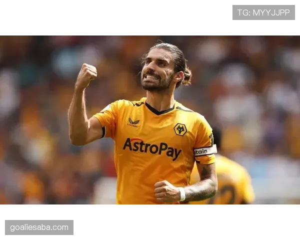 后场出球核心：内维斯的组织作用