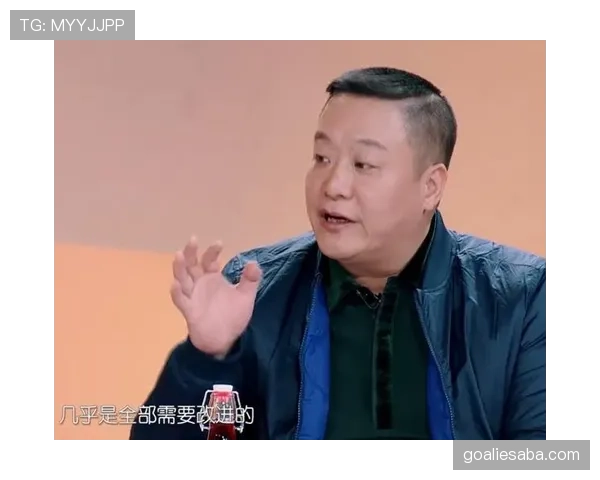 傅园慧训练完直接打车去吃人均2000的日料，教练说她手机里存了37张银行卡
